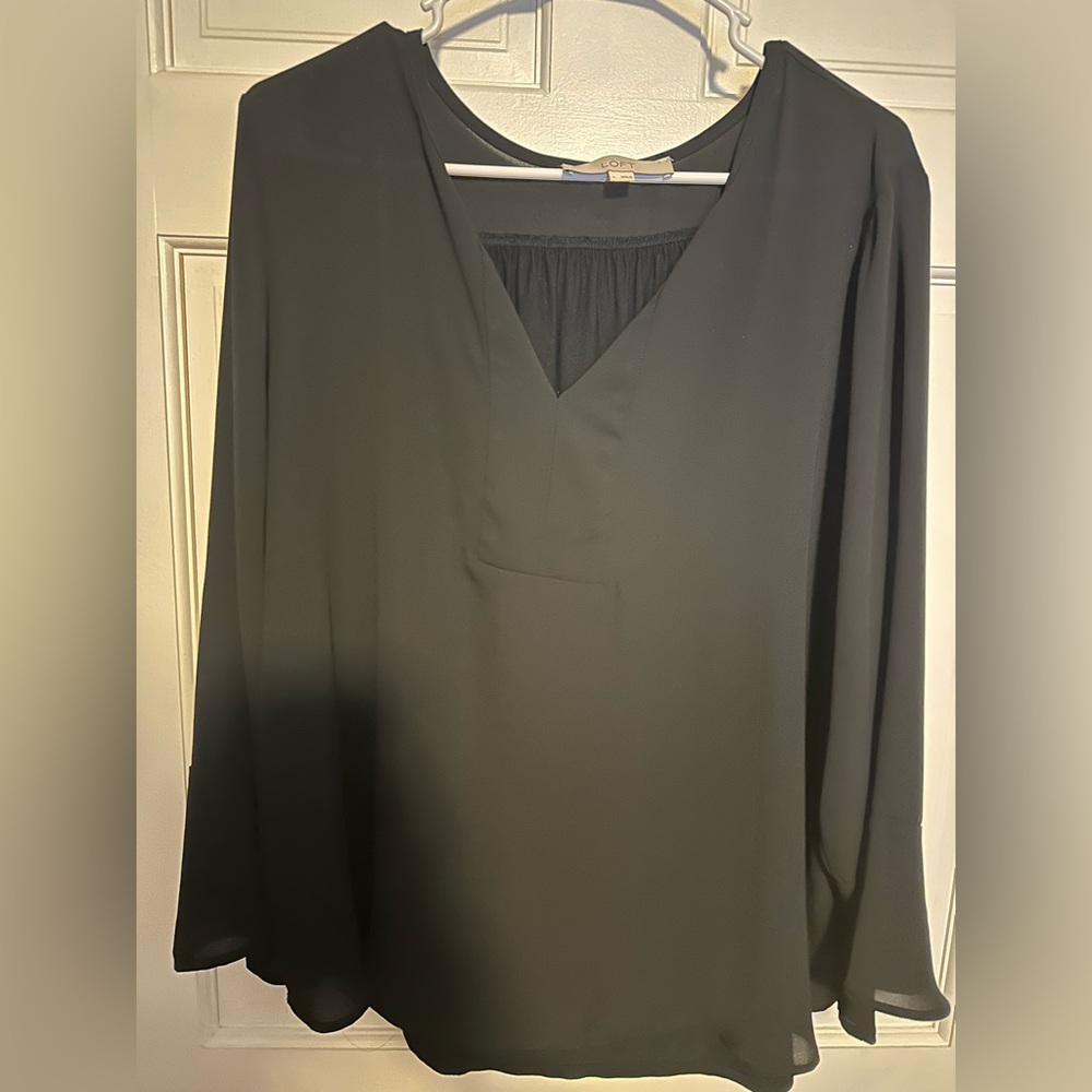 LOFT Black V-Neck Top